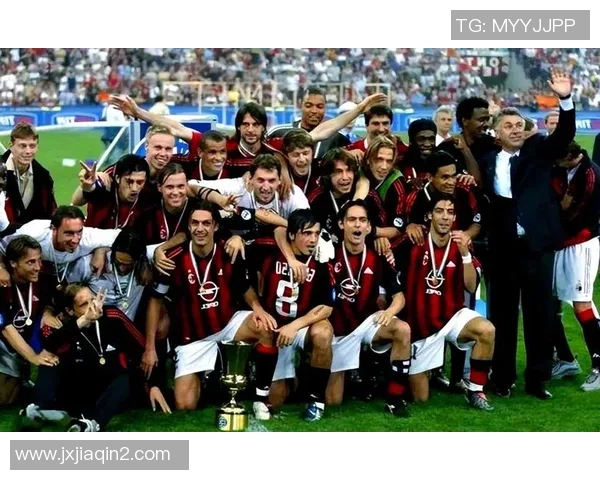 足球传奇谢幕时刻:盘点全球球星退役背后的荣耀与传承